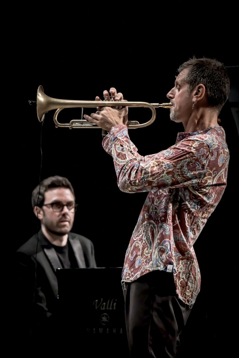 Fabrizio Bosso & Julian OLiver Mazzariello LIVE 2_210627_5659 (© Roberto Cifarelli)